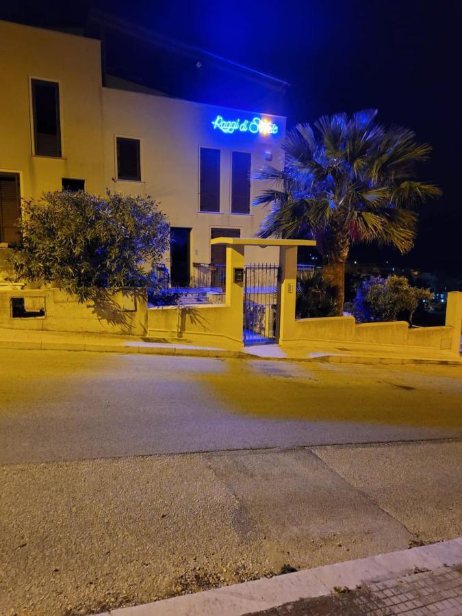 Raggi Di Sole Acomodação com café da manhã Custonaci Exterior foto